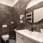 R38 - Boutique By Bqa * Budapest