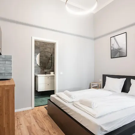 R38 - Boutique By Bqa Appartement