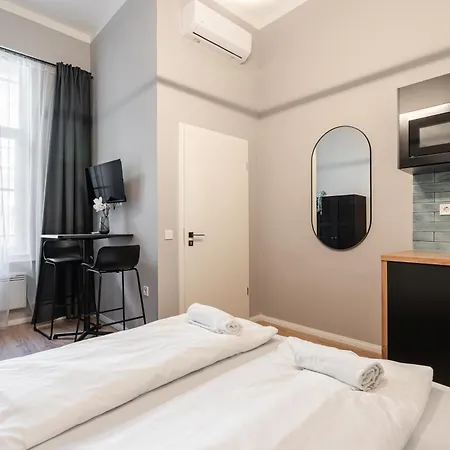 R38 - Boutique By Bqa Appartement *