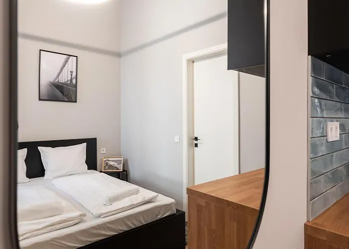 R38 - Boutique By Bqa Appartement *